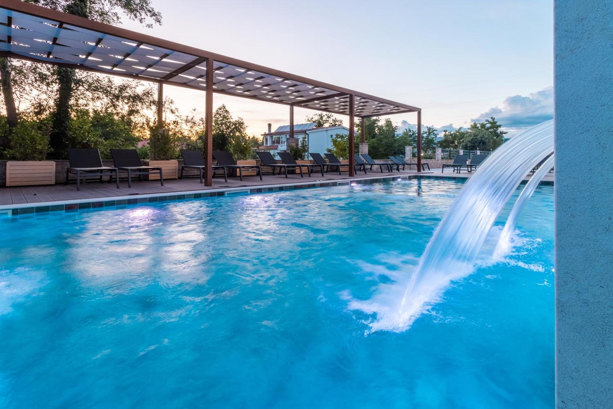 אולסינץ' Trio Resort מראה חיצוני תמונה