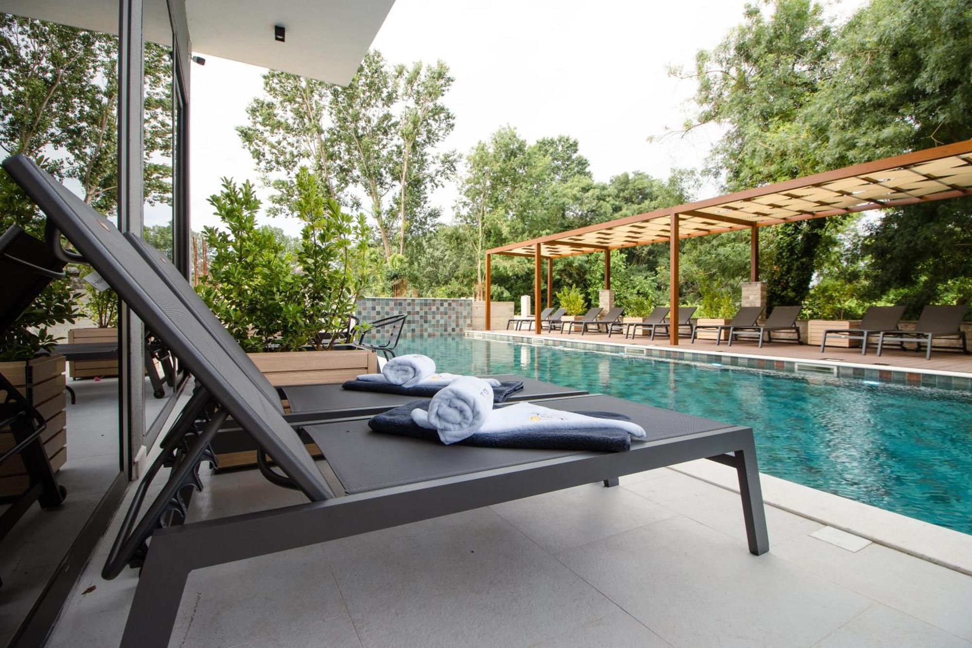 אולסינץ' Trio Resort מראה חיצוני תמונה